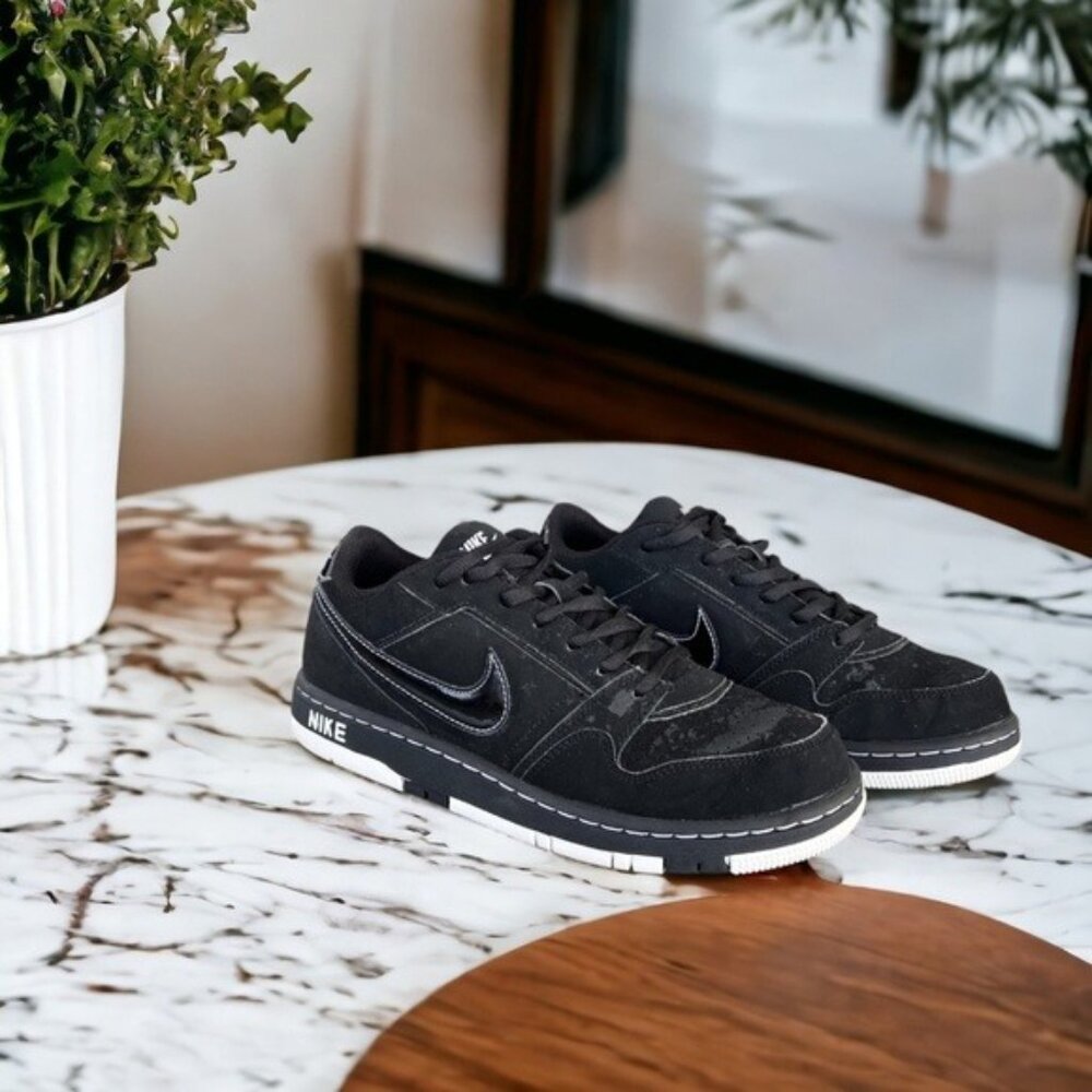 Nike Boy's Size 7 Youth Black Lace Up Sneakers - Picture 11 of 11